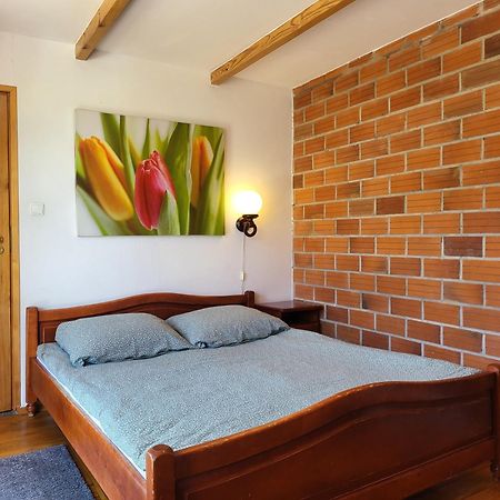 Powidz Lakeside Hotel & Restaurant エクステリア 写真
