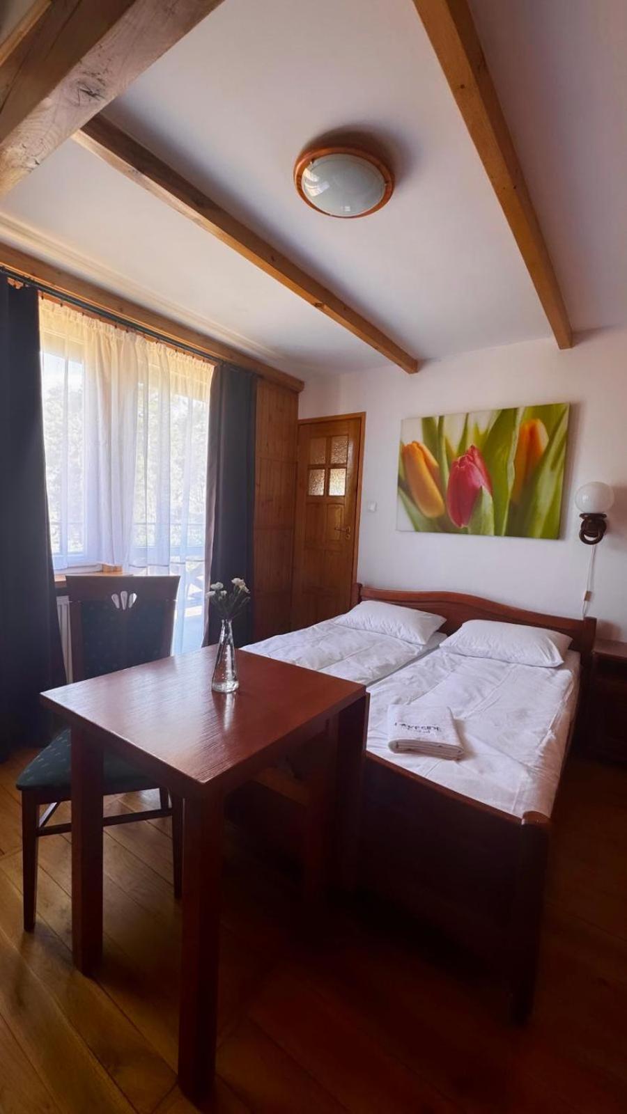 Powidz Lakeside Hotel & Restaurant エクステリア 写真