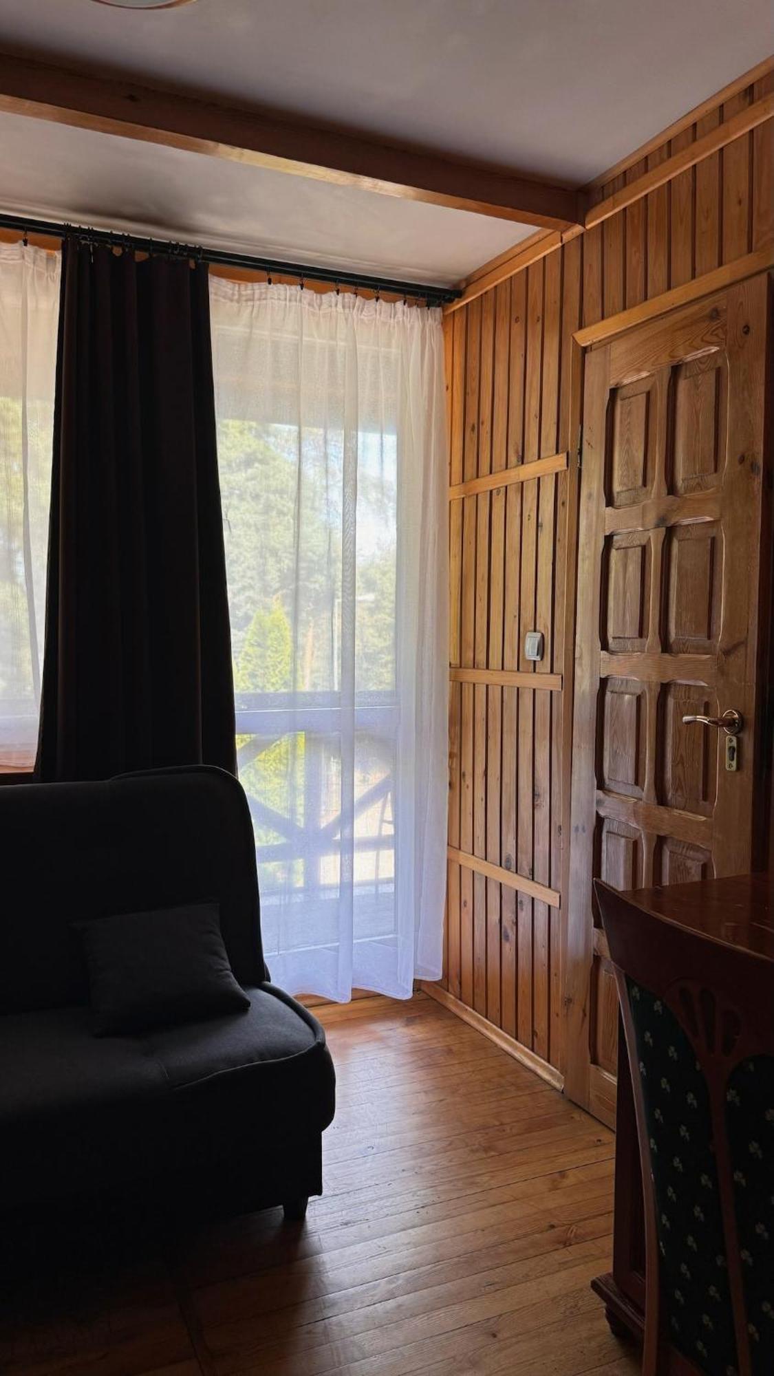 Powidz Lakeside Hotel & Restaurant エクステリア 写真